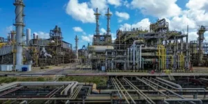 Faturamento da indústria subiu 5% em 2025, mostra CNI
