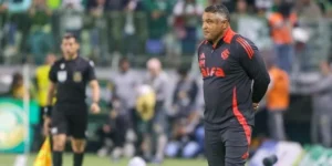 Inter mantém Roger Machado como técnico após derrota para o Palmeiras